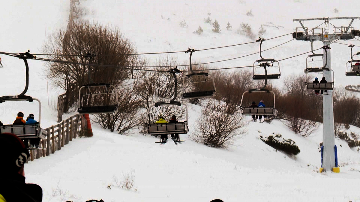 Éxito en las estaciones de esquí de León: San Isidro roza los 145.000 visitantes